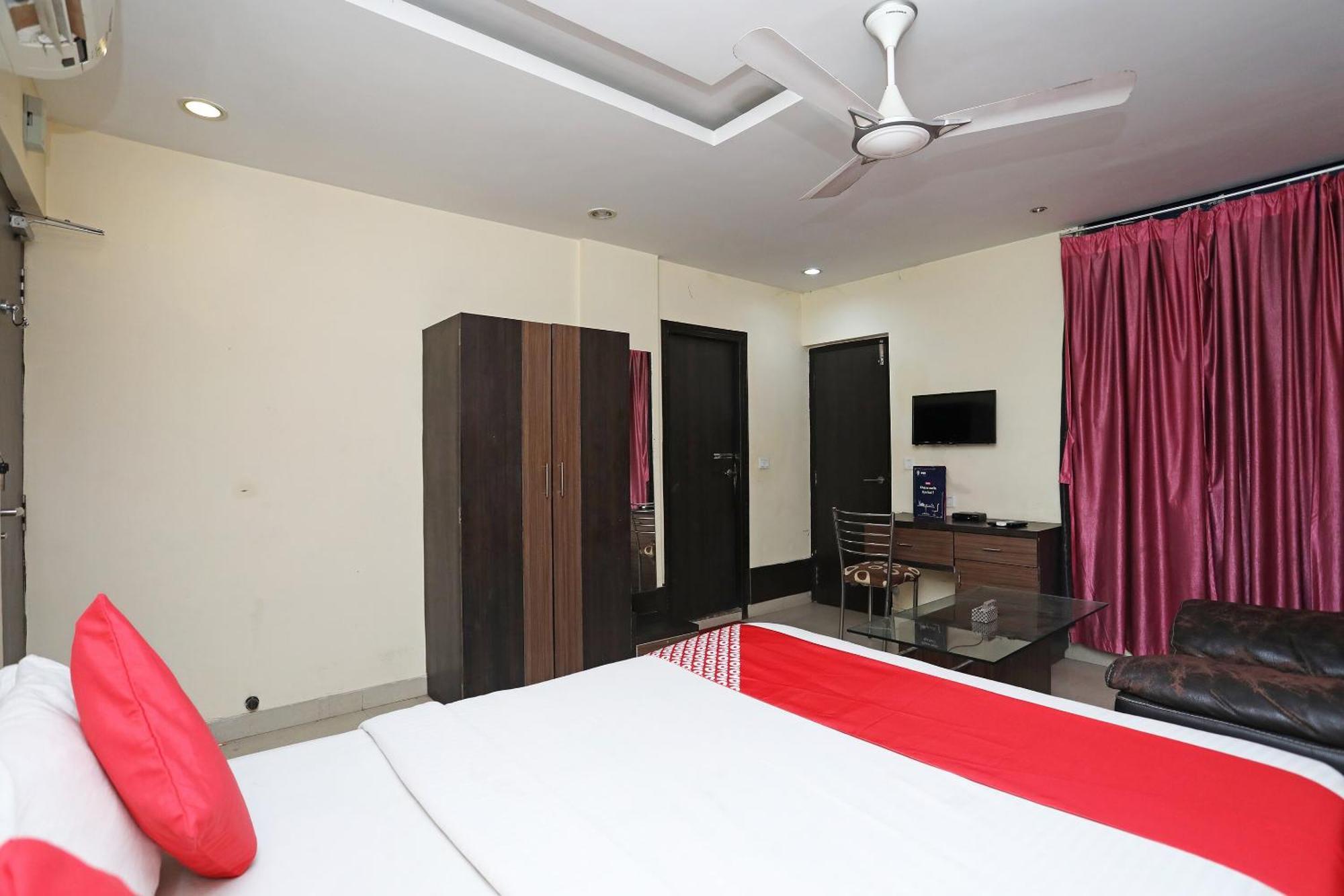 Collection O River Bay Resort Diamond Harbour Exterior photo