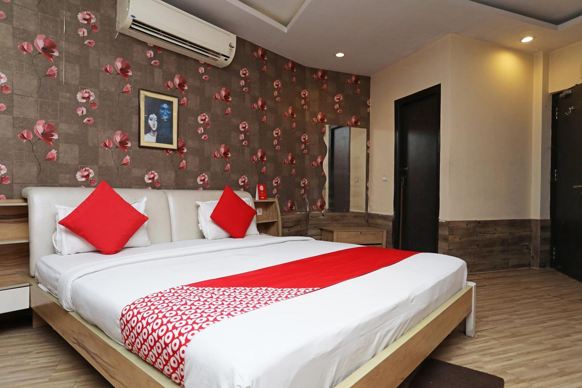 Collection O River Bay Resort Diamond Harbour Exterior photo